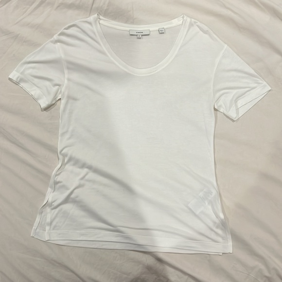 Vince 100% viscose white short sleeve top size XS - Picture 6 of 6
